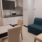 卡佳雅公寓 *